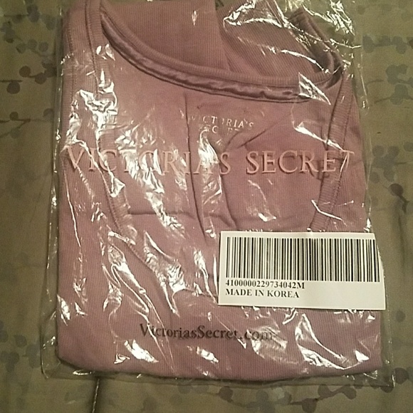 Victoria's Secret Other - Victoria's Secret sleep tank